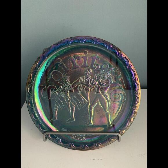 Blue Carnival Glass Spirit of ‘76 American Bicentennial Decorative Plate 1976 - Picture 1 of 8